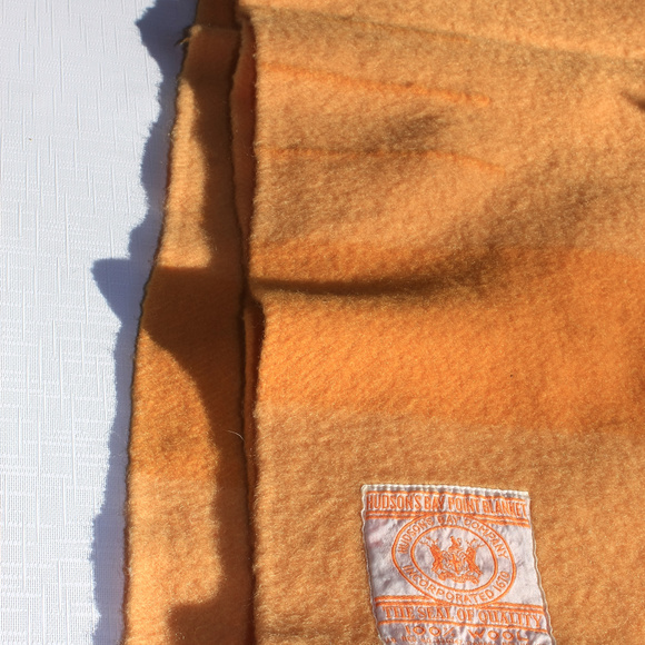 Hudsons Bay Company Point Blanket Golden Harvest - Picture 3 of 5